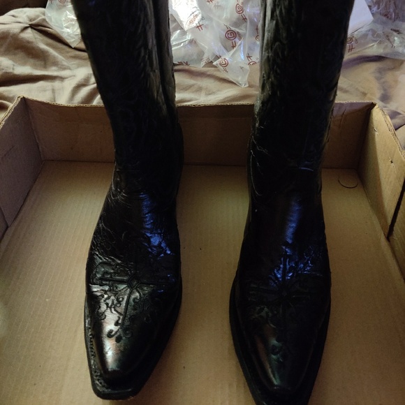 Shoes - Never. Worn. Black. Shiny. Cowgirl boots.